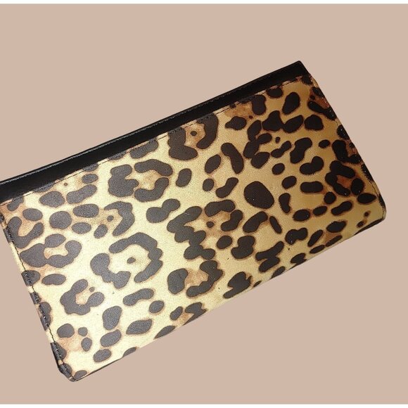 INC Microsuede Leopard Print Clutch Wallet Passport Zipper Case Zip Pouch - Picture 1 of 8